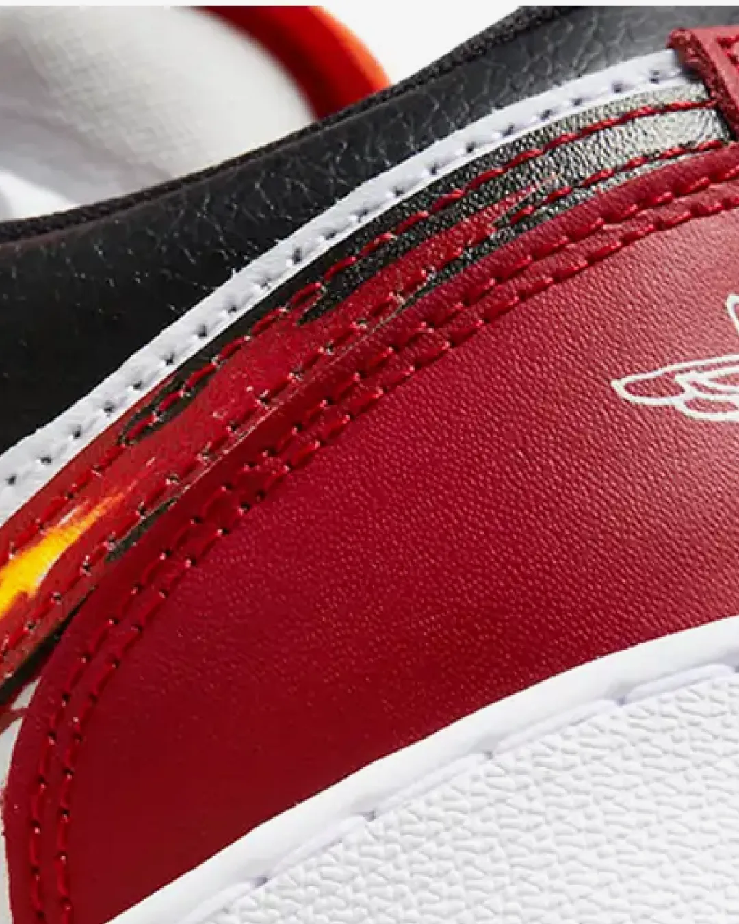 Air jordan 1 low ‘flaming swoosh sneakers