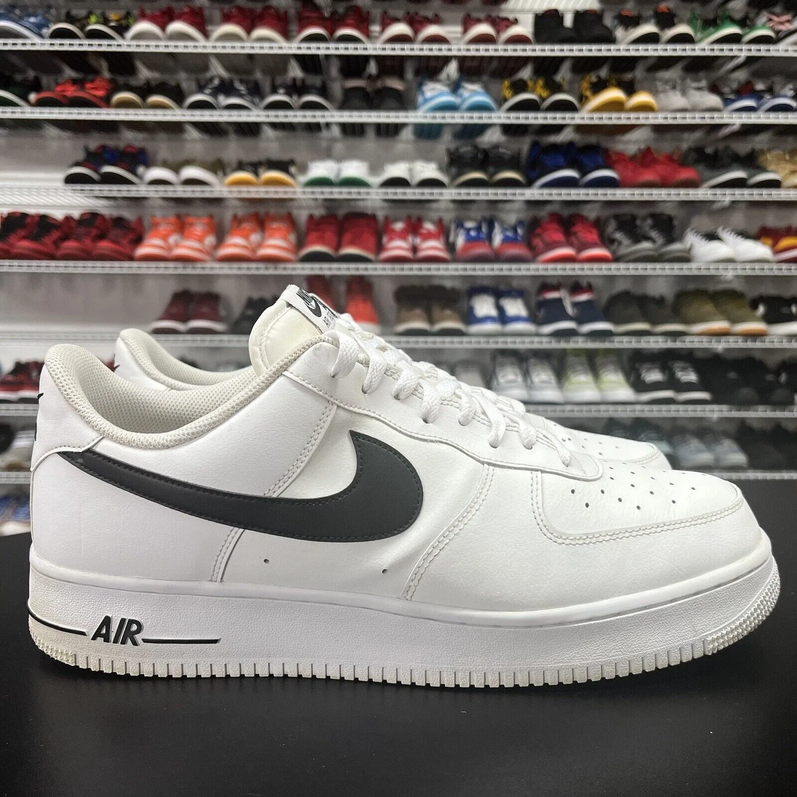 Nike Air Force 1 '07 Low White Black CJ0952-100 Men's Size 14 Missing An Insole