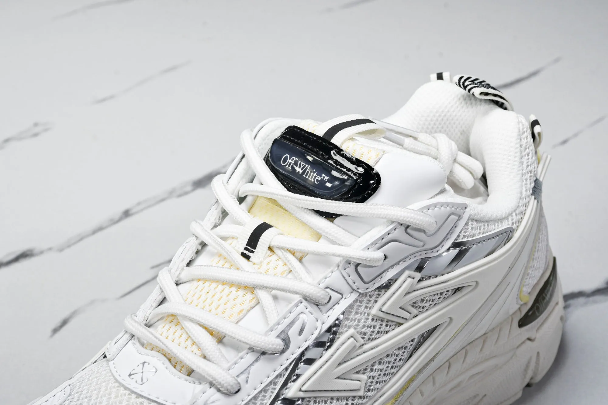 Off-White "Be Right Back" Sneaker 'White'