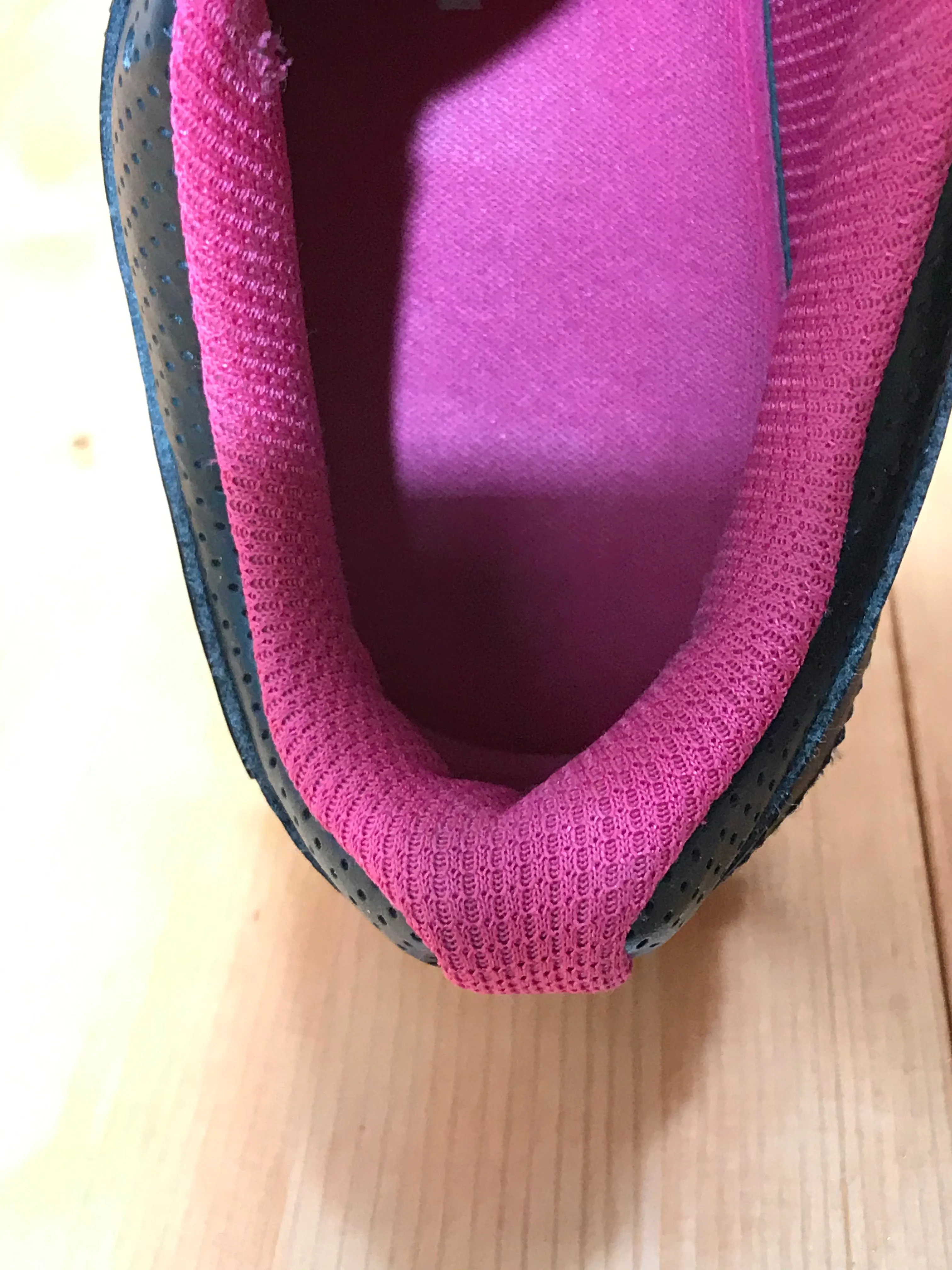 PUMA TAZON 6 Women Size 8 Cross Trainers Shoes Sneakers